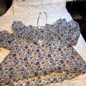 Forever 21 Lavender and Pink Floral Puff-Sleeve Blouse